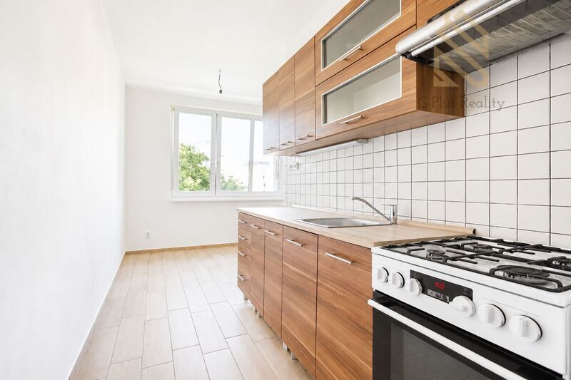 Pronájem bytu 2+1 s lodžií, 60 m² – Louny, ul. Jana Švermy