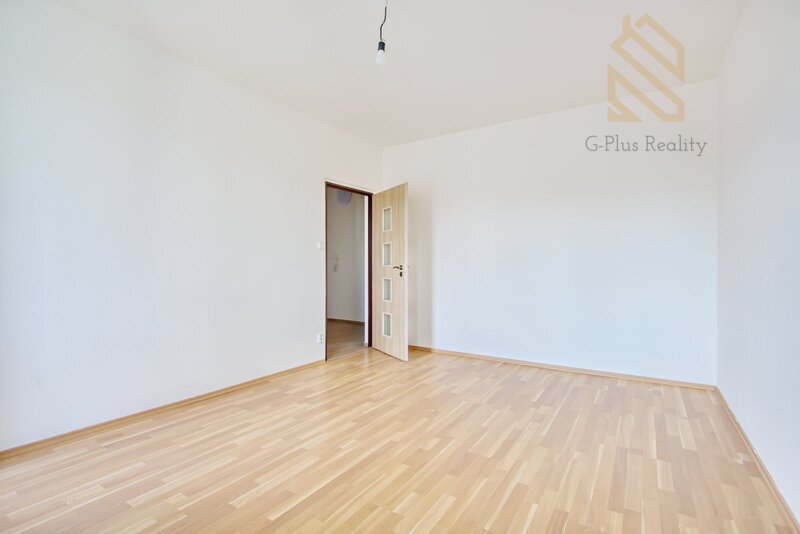 Pronájem bytu 2+1 s lodžií, 60 m² – Louny, ul. Jana Švermy
