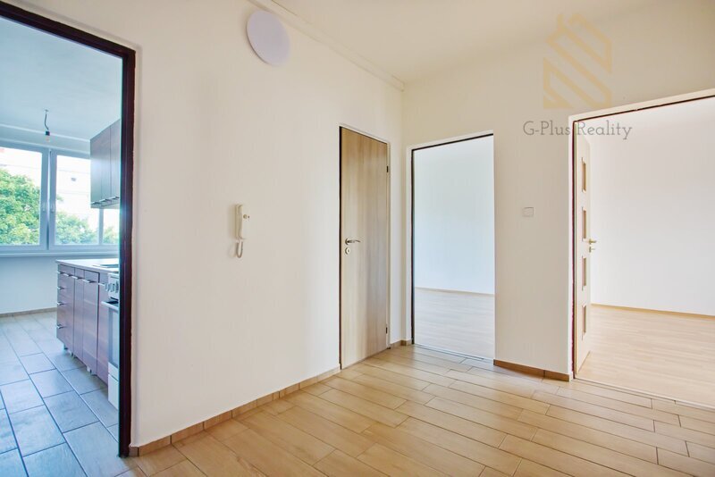 Pronájem bytu 2+1 s lodžií, 60 m² – Louny, ul. Jana Švermy