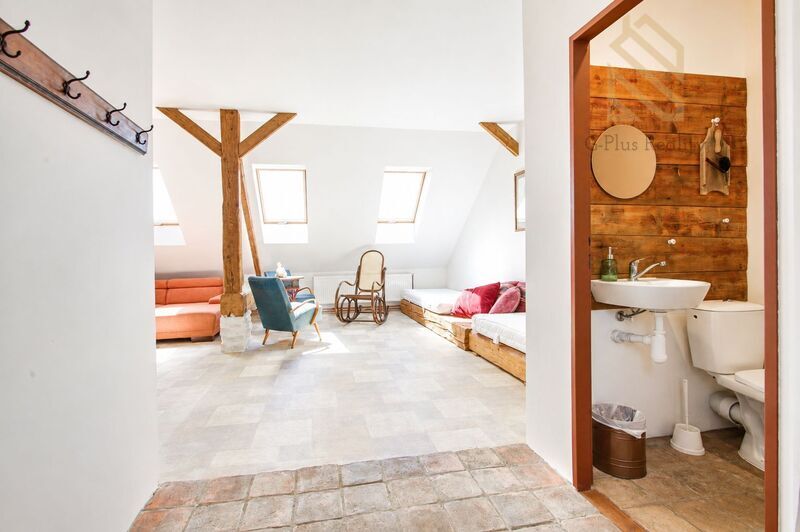 Pronájem, komerční využití kancelář, 3+1, 100m2, Černiv